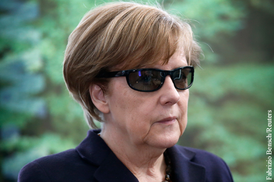 Spiegel: Меркель надела темные очки и больше не пытается изменить мир
