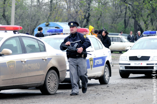 МВД Грузии занялось поиском напавших на российских парапланеристов