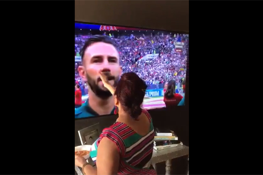Видео о причине победы сборной Мексики стало вирусным