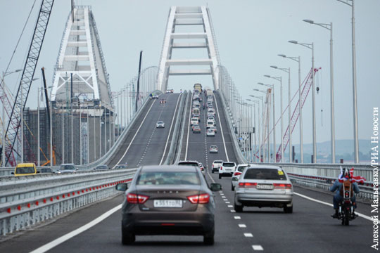 По Крымскому мосту проехали более 500 тыс. автомобилей