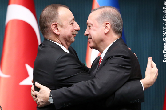 Алиев поздравил Эрдогана с победой на выборах до подведения итогов голосования