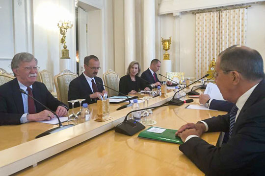 Переговоры Лаврова и Болтона начались в Москве
