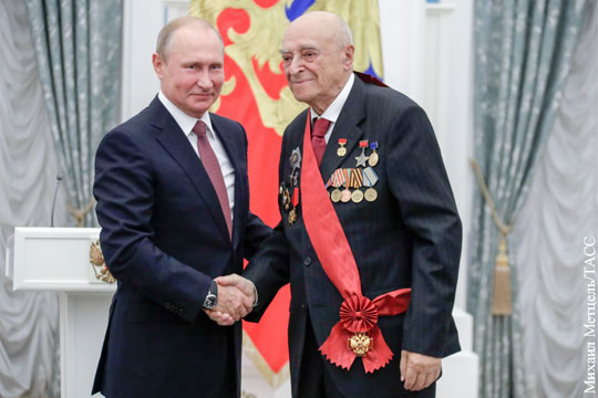 Путин вручил госнаграды 40 выдающимся россиянам