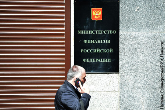 Минфин предупредил о ежегодном росте госдолга на 2 трлн рублей