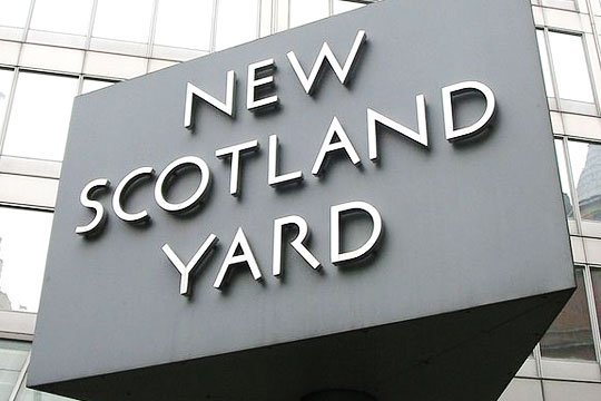 Британская полиция идентифицировала подозреваемых в отравлении Скрипалей