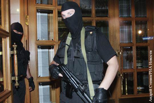ФСБ проводит обыски у сотрудников Роскосмоса по делу о госизмене