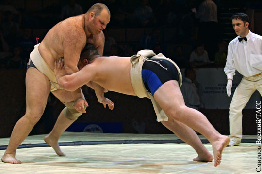 Россия выиграла чемпионат мира по сумо