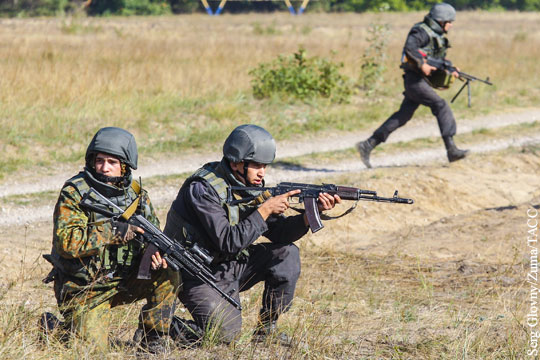 Командующий силовой операцией в Донбассе обсудил с Ярошем отвод радикалов
