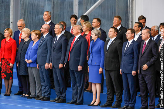 Трамп нашел среди лидеров НАТО диктаторов