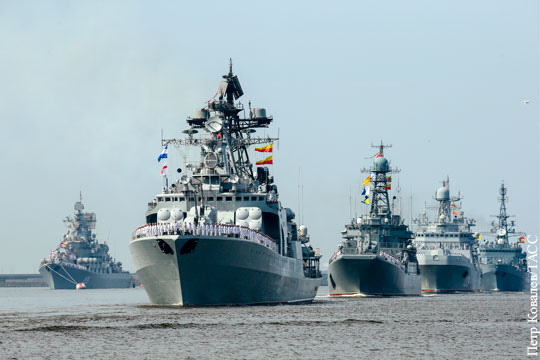 На параде в день ВМФ покажут новейшие боевые корабли