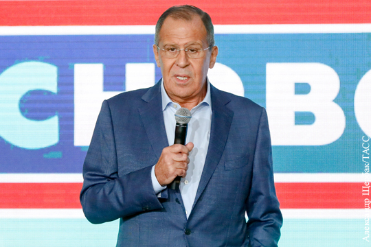 Лавров оценил попытки «вбить клин» между Россией и Украиной