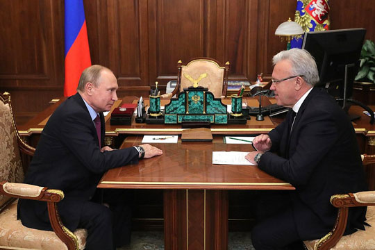 Путин обсудил с врио главы Красноярского края развитие скоростного транспорта