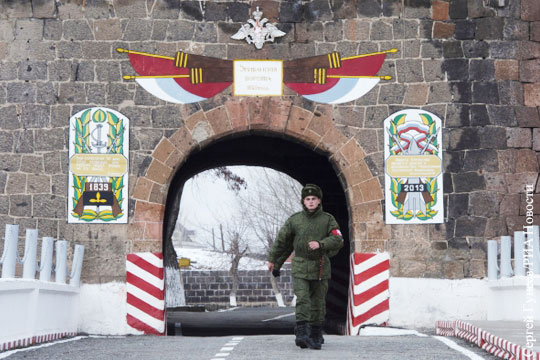 Ереван озвучил отношение к российской военной базе в Гюмри