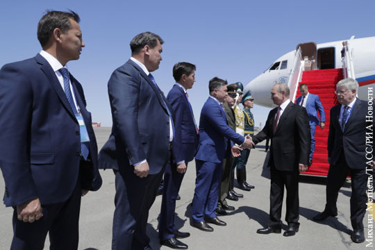 Путин прибыл на саммит «Каспийской пятерки»