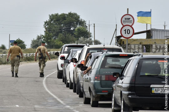 Украина ограничила въезд в Крым