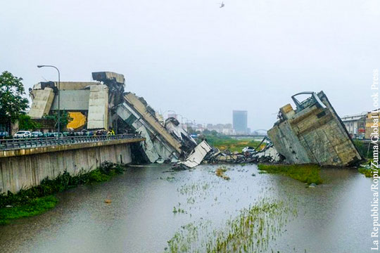 Очевидцы назвали возможную причину обрушения моста в Генуе