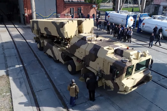 Ожидавшийся на параде в Киеве украинский ракетный комплекс оказался фейком