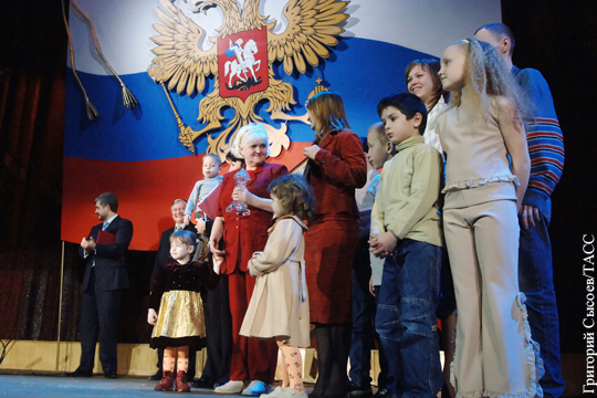 Самая многодетная мать России отреагировала на идею ограничить число приемных детей