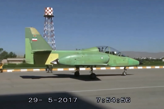 Иран показал первый собственный истребитель