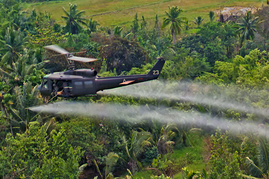 Вьетнам потребовал компенсации за распыление военными США пестицидов