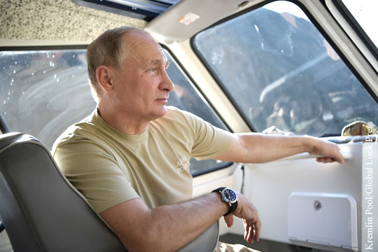 Названы три причины популярности Путина на Западе