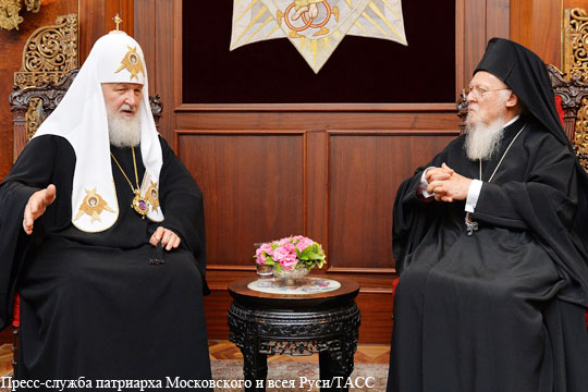 Сумеет ли Порошенко легализовать церковный раскол