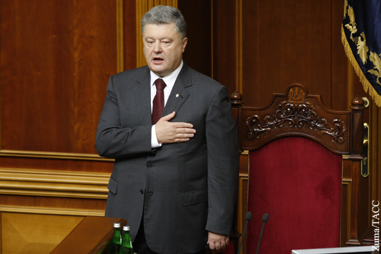 Порошенко внес в Раду закон о «бандеровском» приветствии «Слава Украине»