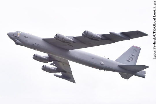 США перебросили в Европу стратегические бомбардировщики B-52