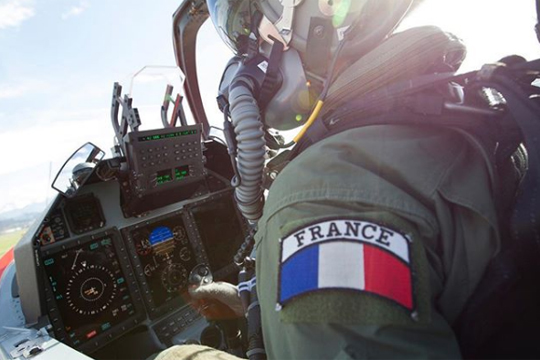 Франция заявила о готовности нанести удары по Сирии