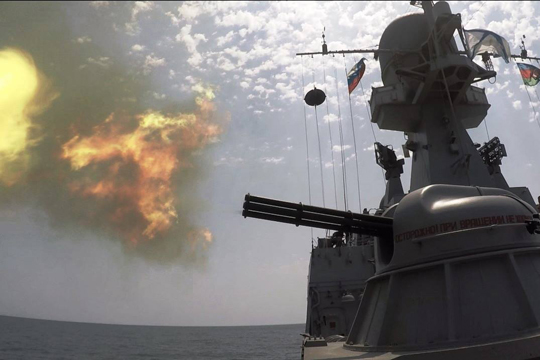Корабли ВМФ в Средиземном море провели стрельбы глубинными бомбами