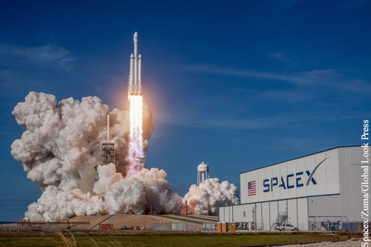 SpaceX выразила готовность поучаствовать в космической гонке вооружений