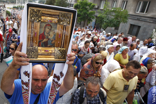 Большинство православных Украины не поддержали приезд экзархов Константинополя