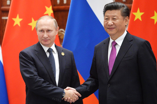 Китай выразил уверенность в преодолении санкций США вместе с Россией