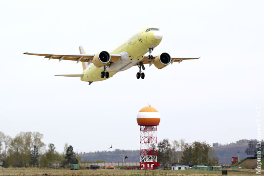 Эксперт: США нанесли удар по созданию новейшего российского авиалайнера