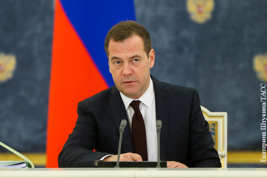 Медведев сказал, на что пойдут деньги от пенсионных изменений
