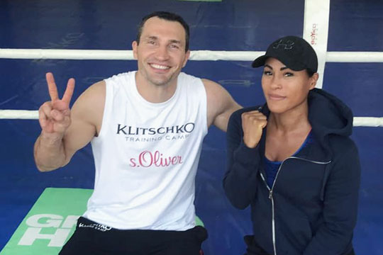 Кличко расстался с женой ради чемпионки мира по боксу