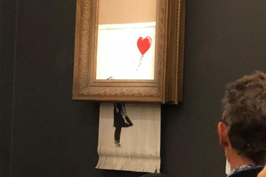 Бэнкси отреагировал на самоуничтожение его картины стоимостью 1,4 млн долларов