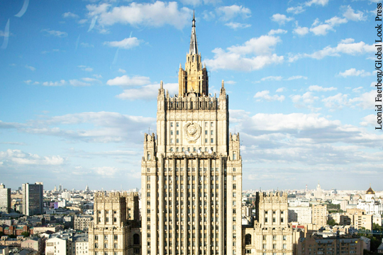 Москва указала Вашингтону на контрпродуктивность визовой войны