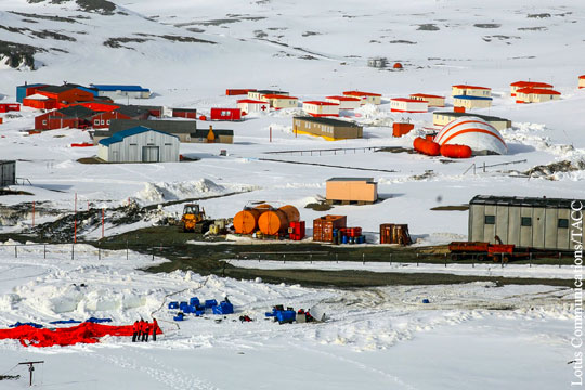Двое россиян устроили поножовщину в Антарктиде