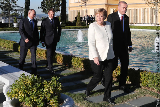 Путин привез Меркель, Макрону и Эрдогану «рыбу, ягоды и орешки»