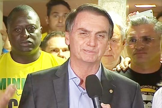 «Бразильский Трамп» одержал победу на выборах президента