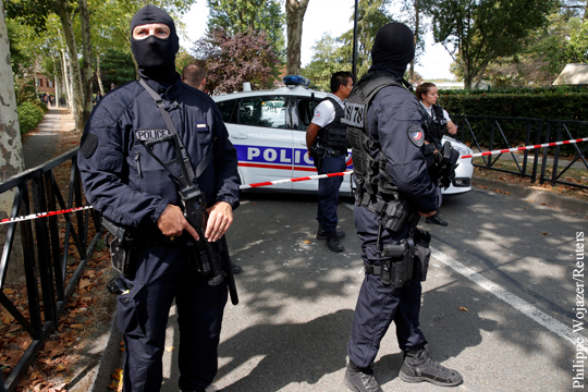 В резиденции премьера Франции нашли труп жандарма