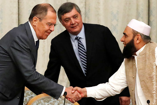 Зачем Москва принимала талибов и соратников бывшего «главаря душманов»