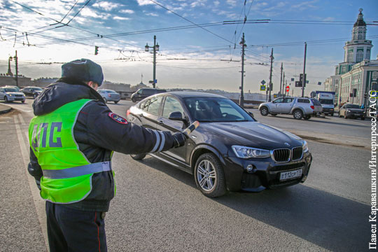 Автомобилисты России оценили идею «упрощенного» взыскания штрафов ГИБДД