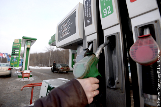 Повлияет ли скандал между Сечиным и независимыми АЗС на цену бензина