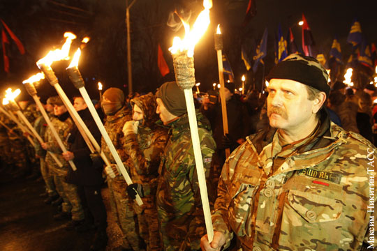 Украине пора привыкать к роли нацистского государства
