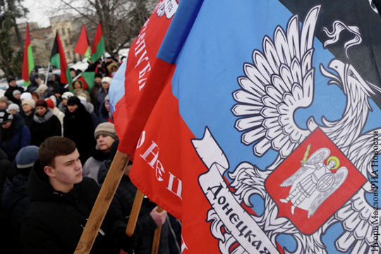 На Украине рассказали о советах США устроить революцию в Донбассе