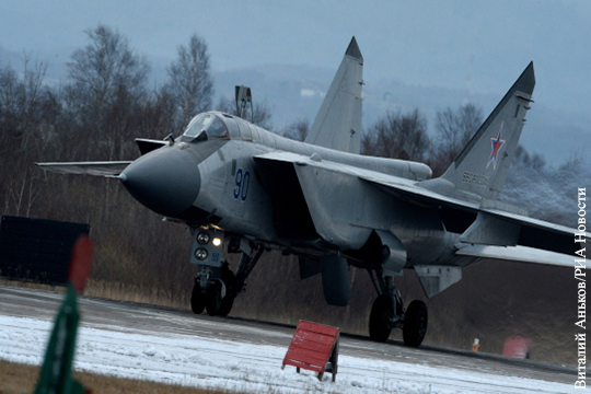 Четыре российских истребителя не могут покинуть Уcинск пятый день