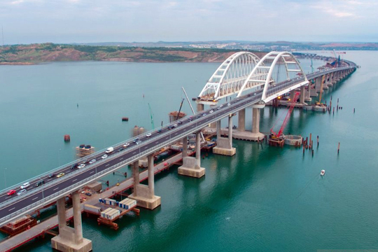 Строители прокомментировали сообщения о проседании Крымского моста