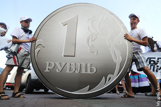Почему рубль перестал замечать обвал нефти 